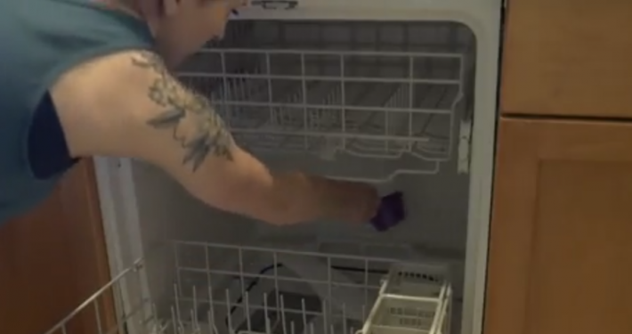 تمیز کردن فیلتر ماشین ظرفشویی