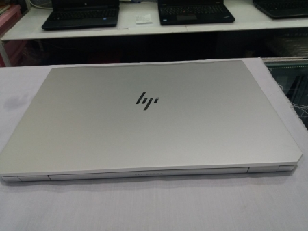 لپ تاب استوک HP ELITEBOOK 1050 G1 core i7 8750H 16GB RAM - تصویر 4